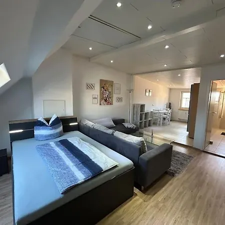Geraeumige, Helle Loftwohnung Apartment *